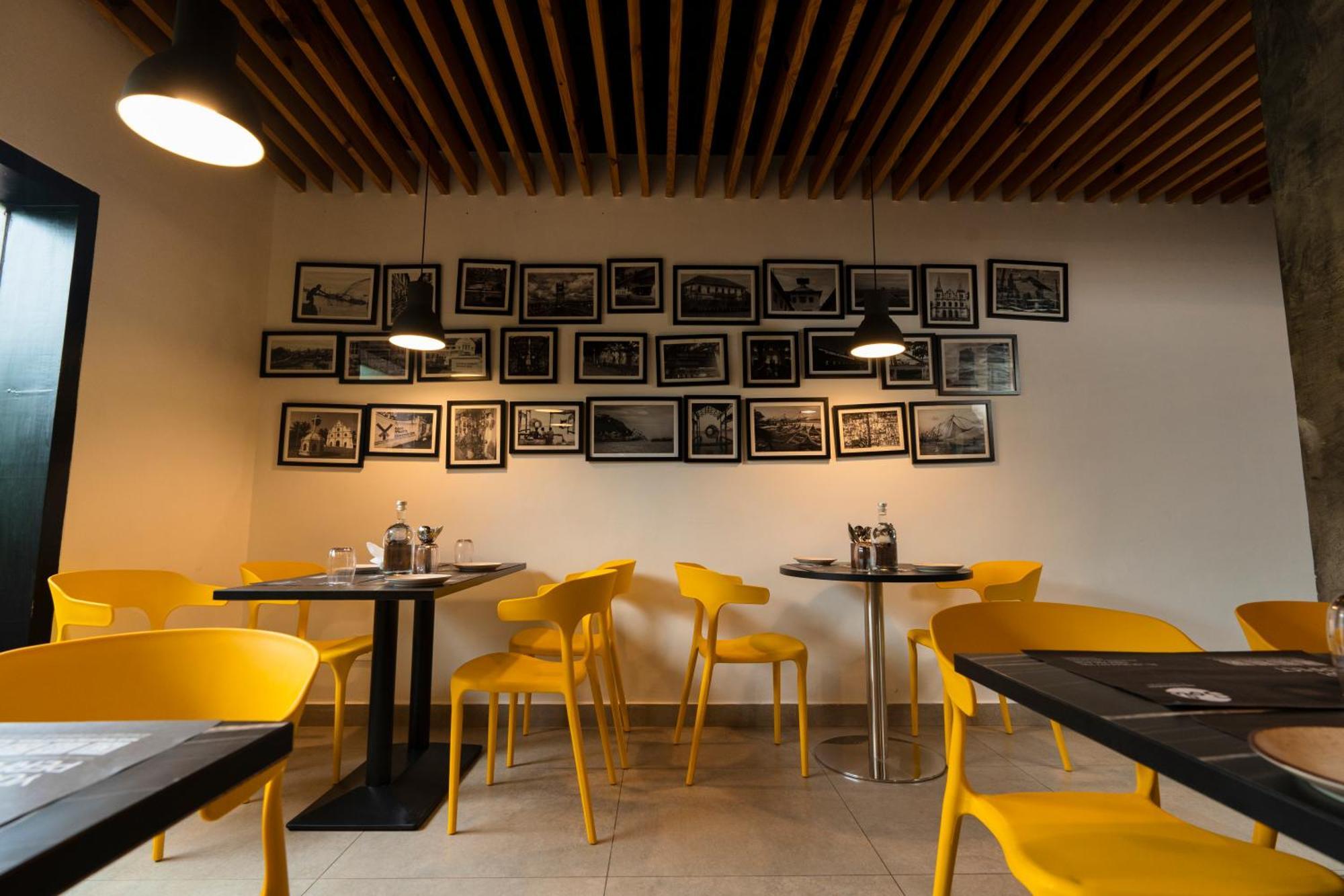 Solo Inn By Hawk Hospitality Kochi Exterior foto